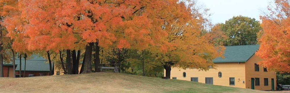 Mcquoid'S Inn And Event Center Isle Esterno foto